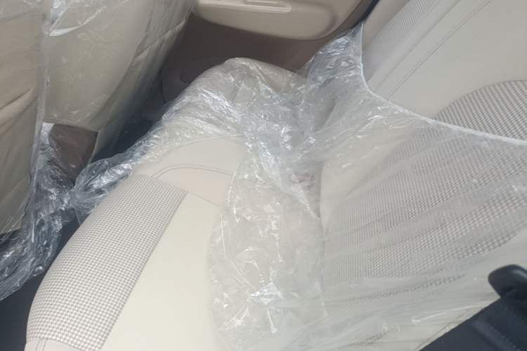 Used Wuling Hongguang MINIEV 2025 Four-Door Version Advanced Edition Left Rear Seat