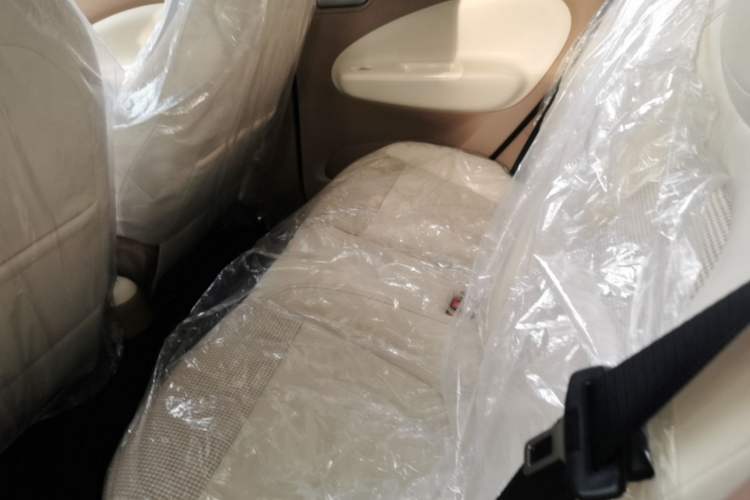 Used Wuling Hongguang MINIEV 2025 Four-Door Version Advanced Edition Left Rear Seat