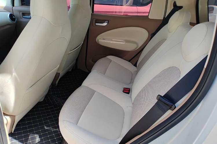 Used Wuling Hongguang MINIEV 2025 Four-Door Version Advanced Edition Left Rear Seat