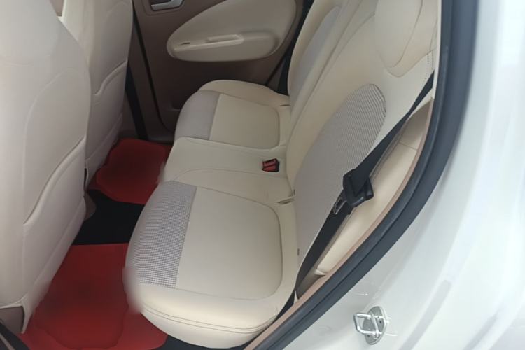 Used Wuling Hongguang MINIEV 2025 Four-Door Version Advanced Edition Left Rear Seat
