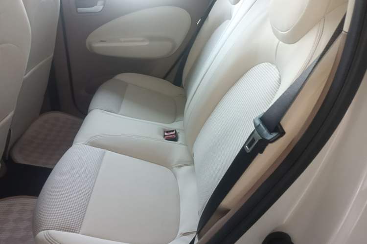 Used Wuling Hongguang MINIEV 2025 Four-Door Version Advanced Edition Left Rear Seat