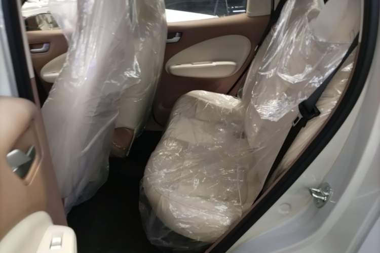 Used Wuling Hongguang MINIEV 2025 Four-Door Version Advanced Edition Left Rear Seat