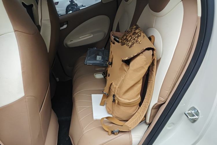 Used Wuling Hongguang MINIEV 2025 Four-Door Version Advanced Edition Left Rear Seat