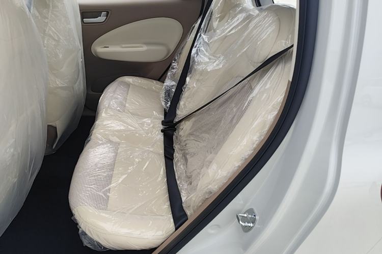 Used Wuling Hongguang MINIEV 2025 Four-Door Version Advanced Edition Left Rear Seat