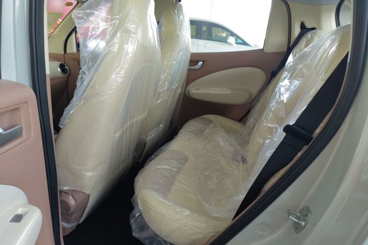Used Wuling Hongguang MINIEV 2025 Four-Door Version Advanced Edition Left Rear Seat
