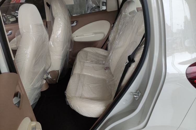 Used Wuling Hongguang MINIEV 2025 Four-Door Version Advanced Edition Left Rear Seat