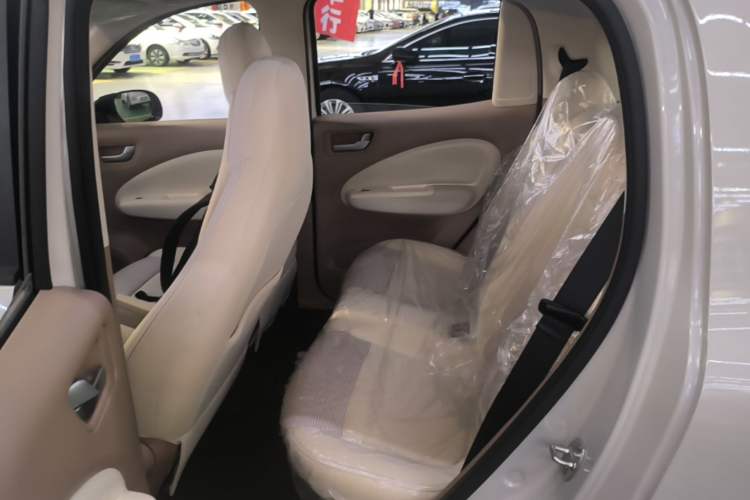Used Wuling Hongguang MINIEV 2025 Four-Door Version Advanced Edition Left Rear Seat