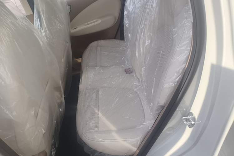 Used Wuling Hongguang MINIEV 2025 Four-Door Version Advanced Edition Left Rear Seat