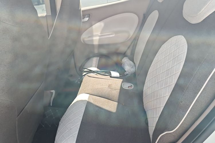 Used Wuling Hongguang MINIEV 2025 Four-Door Version Advanced Edition Left Rear Seat