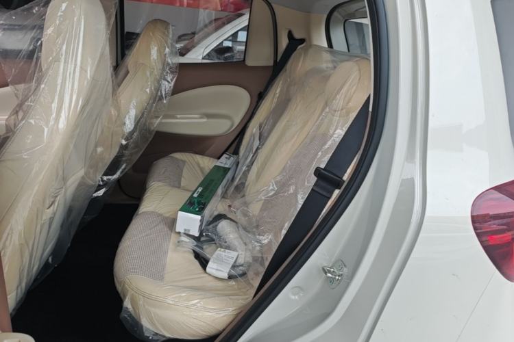 Used Wuling Hongguang MINIEV 2025 Four-Door Version Advanced Edition Left Rear Seat