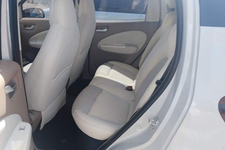 Used Wuling Hongguang MINIEV 2025 Four-Door Version Zhenxiang+ Edition Left Rear Seat