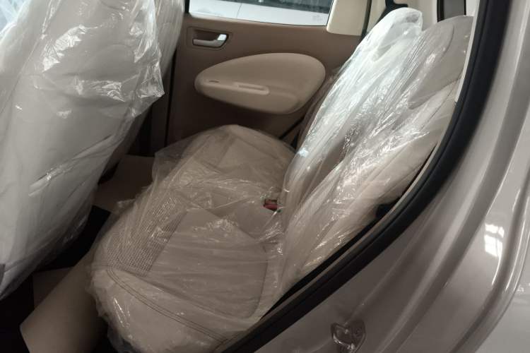 Used Wuling Hongguang MINIEV 2025 Four-Door Version Advanced Edition Left Rear Seat