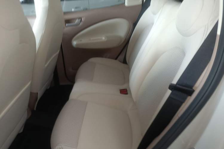 Used Wuling Hongguang MINIEV 2025 Four-Door Version Advanced Edition Left Rear Seat