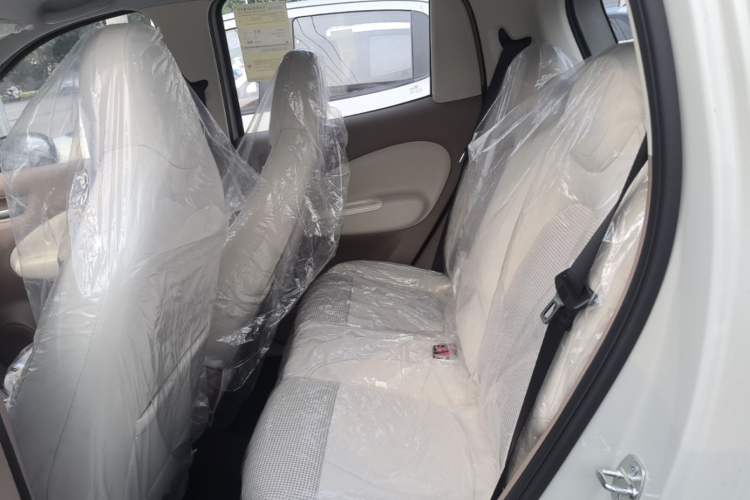 Used Wuling Hongguang MINIEV 2025 Four-Door Version Advanced Edition Left Rear Seat