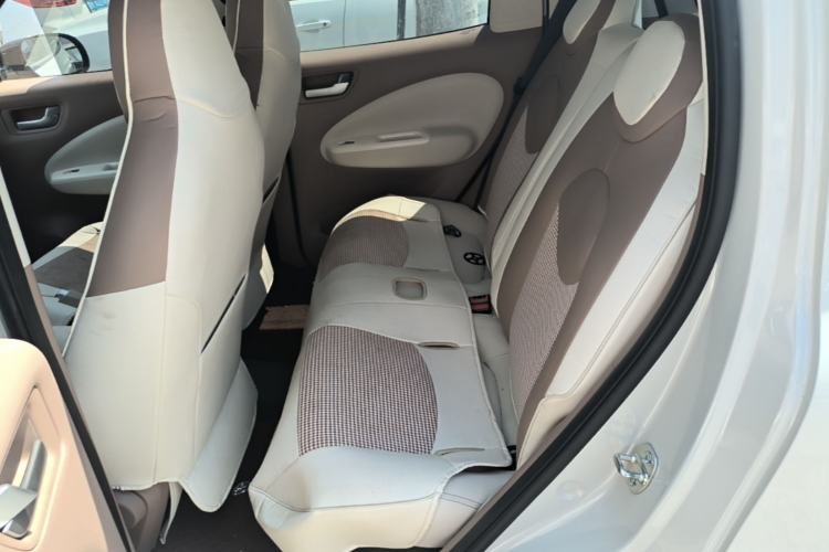 Used Wuling Hongguang MINIEV 2025 Four-Door Version Advanced Edition Left Rear Seat
