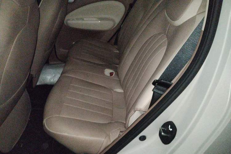 Used Wuling Hongguang MINIEV 2025 Four-Door Version Advanced Edition Left Rear Seat