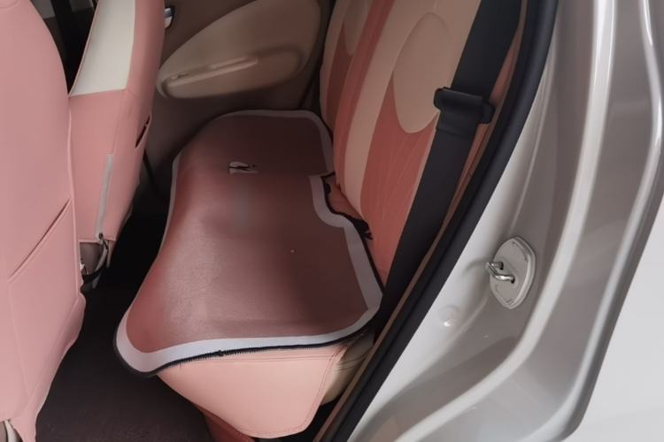Used Wuling Hongguang MINIEV 2025 Four-Door Version Advanced Edition Left Rear Seat
