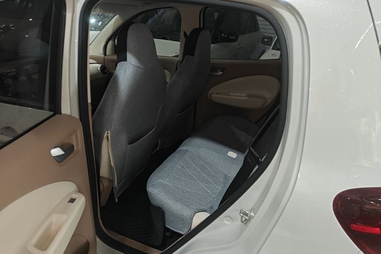 Used Wuling Hongguang MINIEV 2025 Four-Door Version Advanced Edition Left Rear Seat