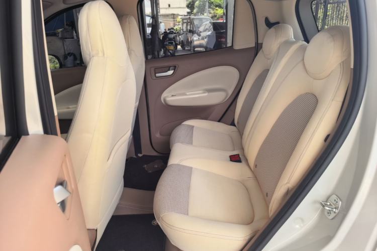 Used Wuling Hongguang MINIEV 2025 Four-Door Version Advanced Edition Left Rear Seat