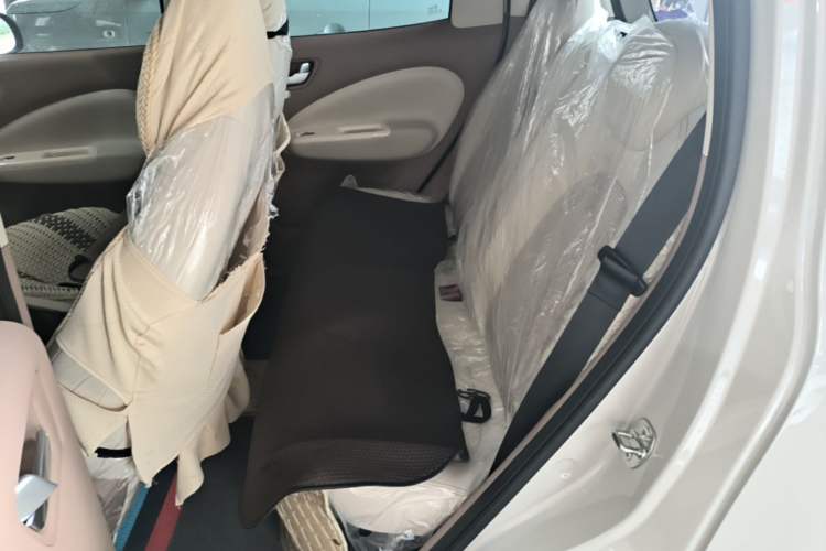 Used Wuling Hongguang MINIEV 2025 Four-Door Version Advanced Edition Left Rear Seat