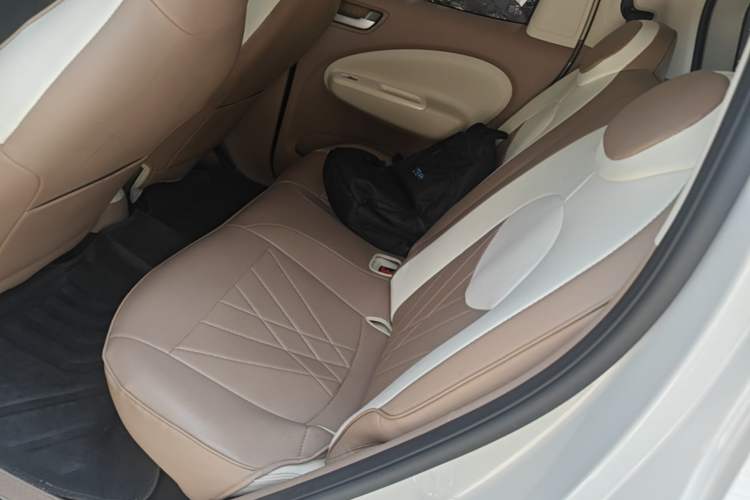 Used Wuling Hongguang MINIEV 2025 Four-Door Version Advanced Edition Left Rear Seat