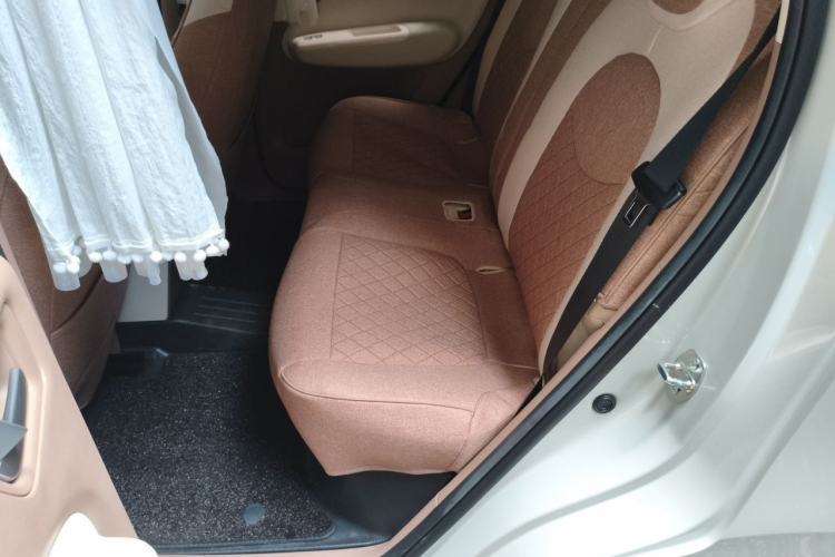 Used Wuling Hongguang MINIEV 2025 Four-Door Version Advanced Edition Left Rear Seat