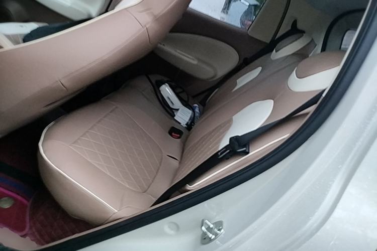 Used Wuling Hongguang MINIEV 2025 Four-Door Version Advanced Edition Left Rear Seat