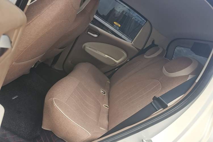 Used Wuling Hongguang MINIEV 2025 Four-Door Version Advanced Edition Left Rear Seat