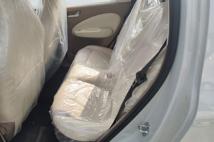 Used Wuling Hongguang MINIEV 2025 Four-Door Version Advanced Edition Left Rear Seat