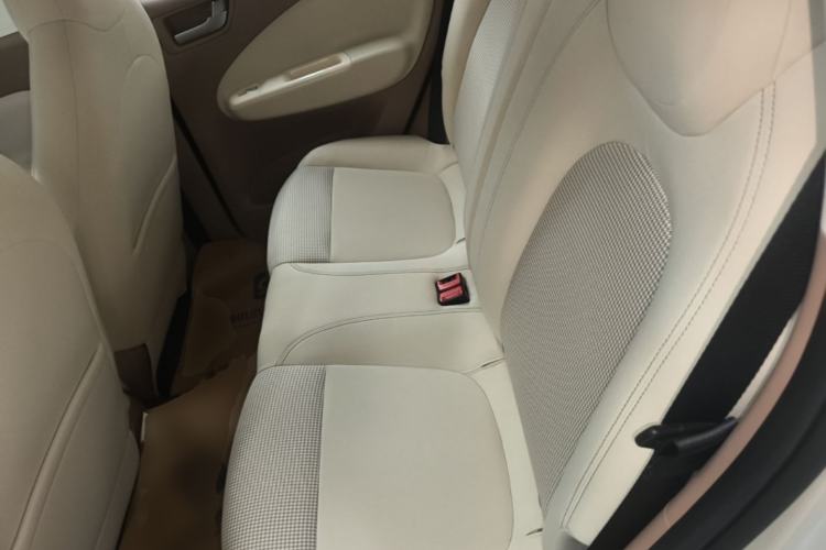 Used Wuling Hongguang MINIEV 2025 Four-Door Version Premium Edition Left Rear Seat