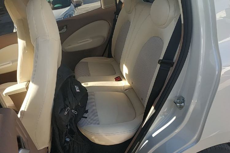 Used Wuling Hongguang MINIEV 2025 Four-Door Version Advanced Edition Left Rear Seat