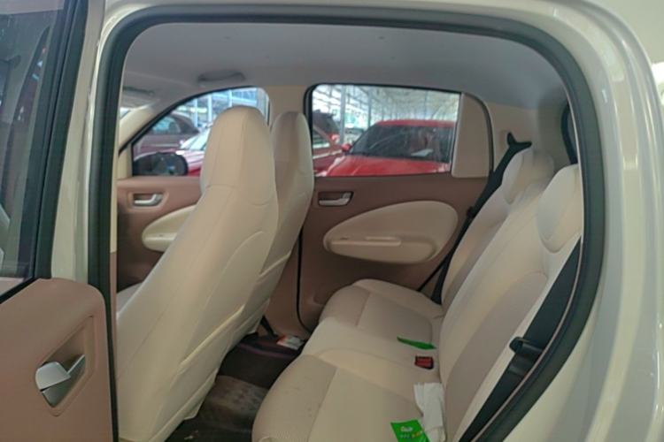 Used Wuling Hongguang MINIEV 2025 Four-Door Version Advanced Edition Left Rear Seat