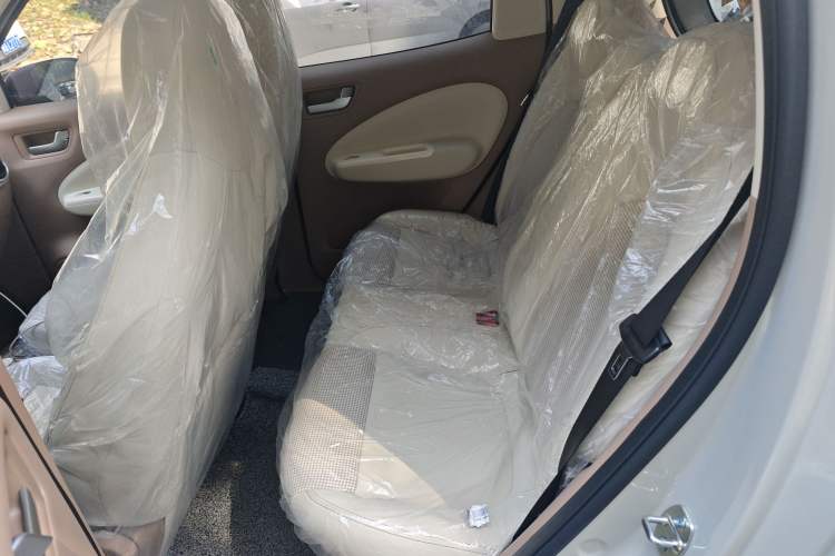 Used Wuling Hongguang MINIEV 2025 Four-Door Version Advanced Edition Left Rear Seat