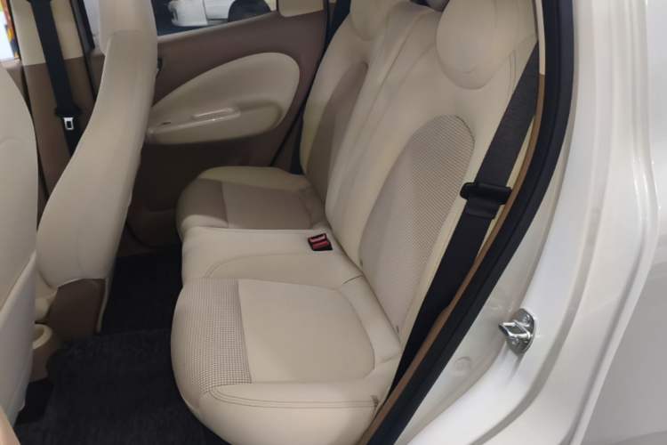 Used Wuling Hongguang MINIEV 2025 Four-Door Version Premium Edition Left Rear Seat
