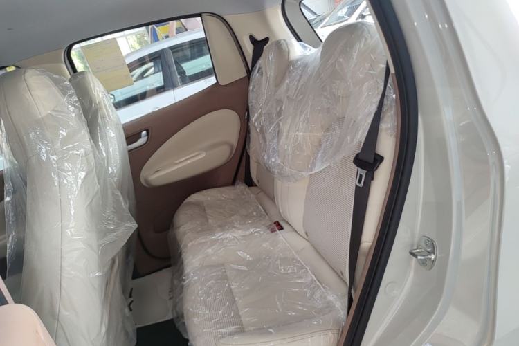 Used Wuling Hongguang MINIEV 2025 Four-Door Version Advanced Edition Left Rear Seat