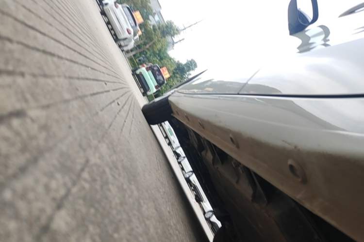 Used Wuling Hongguang MINIEV 2025 Four-Door Version Advanced Edition Left Side Sill