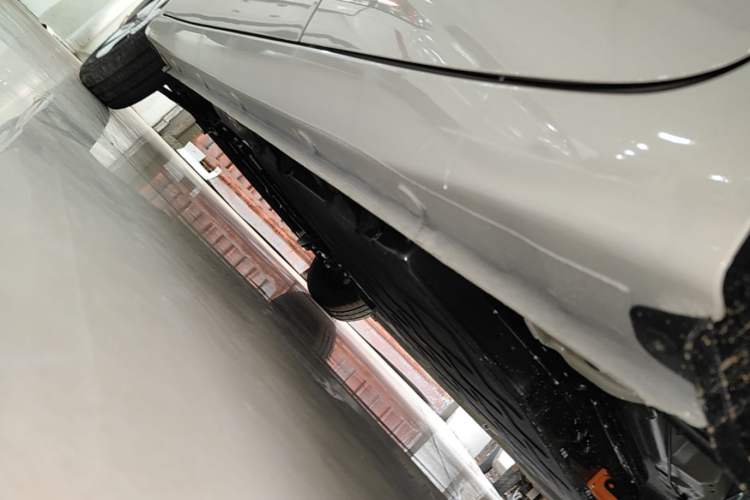 Used Wuling Hongguang MINIEV 2025 Four-Door Version Advanced Edition Left Side Sill