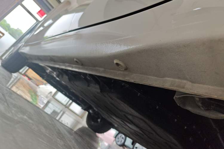 Used Wuling Hongguang MINIEV 2025 Four-Door Version Advanced Edition Left Side Sill