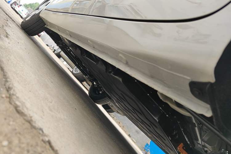 Used Wuling Hongguang MINIEV 2025 Four-Door Version Advanced Edition Left Side Sill