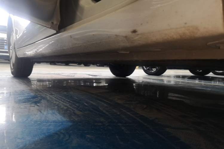 Used Wuling Hongguang MINIEV 2025 Four-Door Version Advanced Edition Left Side Sill