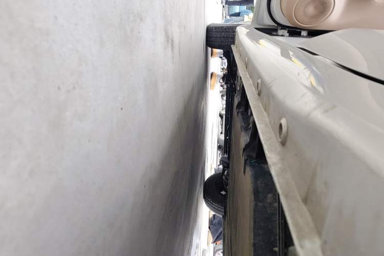 Used Wuling Hongguang MINIEV 2025 Four-Door Version Advanced Edition Left Side Sill