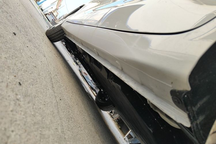 Used Wuling Hongguang MINIEV 2025 Four-Door Version Advanced Edition Left Side Sill