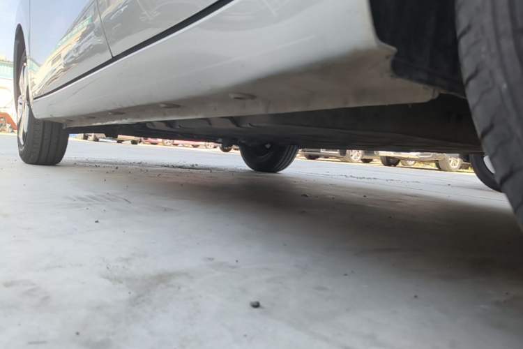 Used Wuling Hongguang MINIEV 2025 Four-Door Version Advanced Edition Left Side Sill