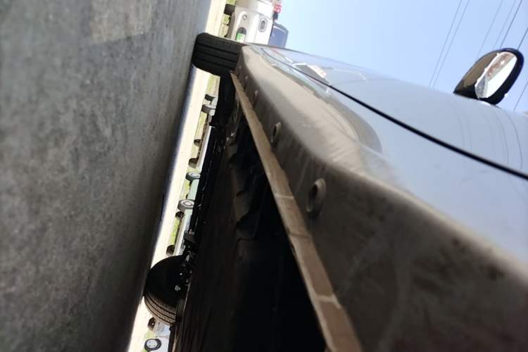 Used Wuling Hongguang MINIEV 2025 Four-Door Version Advanced Edition Left Side Sill