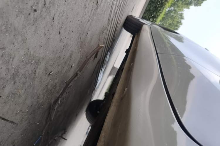 Used Wuling Hongguang MINIEV 2025 Four-Door Version Advanced Edition Left Side Sill