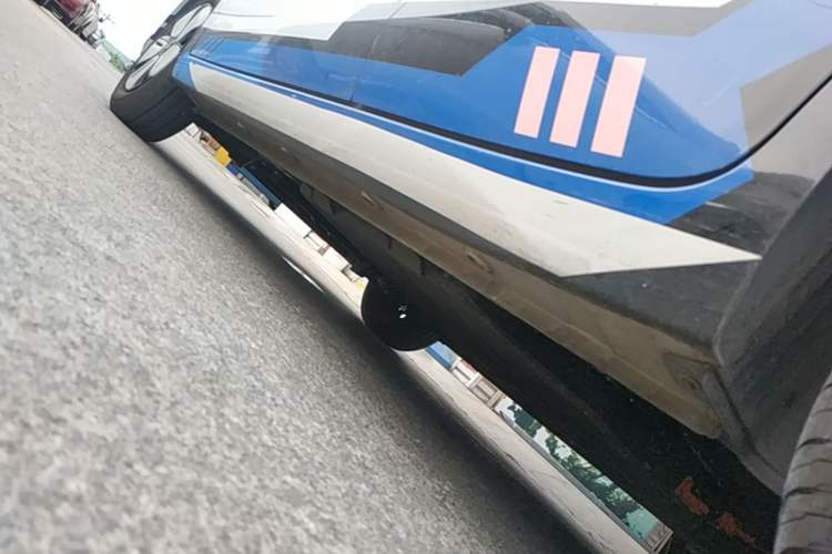 Used Wuling Hongguang MINIEV 2025 Four-Door Version Advanced Edition Left Side Sill