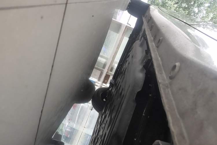 Used Wuling Hongguang MINIEV 2025 Four-Door Version Zhenxiang+ Edition Left Side Sill