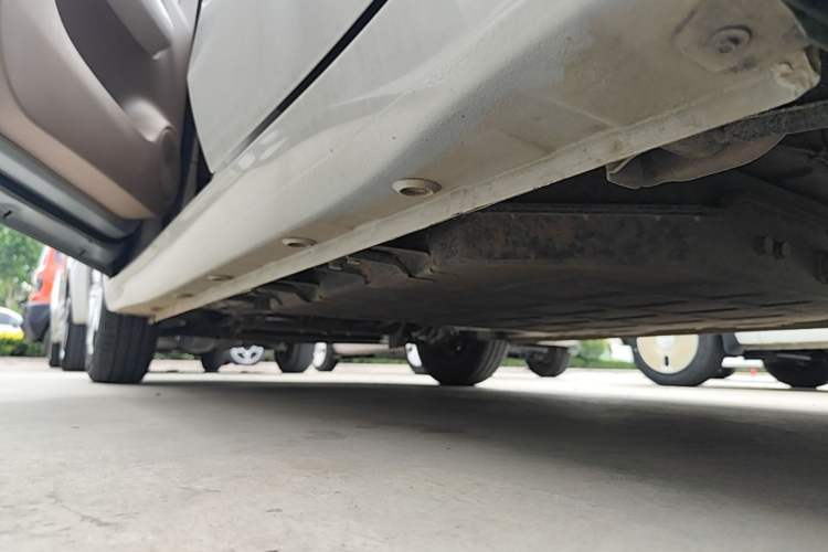 Used Wuling Hongguang MINIEV 2025 Four-Door Version Zhenxiang+ Edition Left Side Sill
