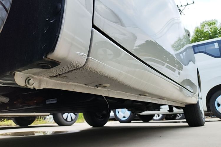Used Wuling Hongguang MINIEV 2025 Four-Door Version Advanced Edition Left Side Sill