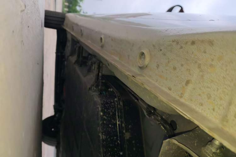 Used Wuling Hongguang MINIEV 2025 Four-Door Version Advanced Edition Left Side Sill